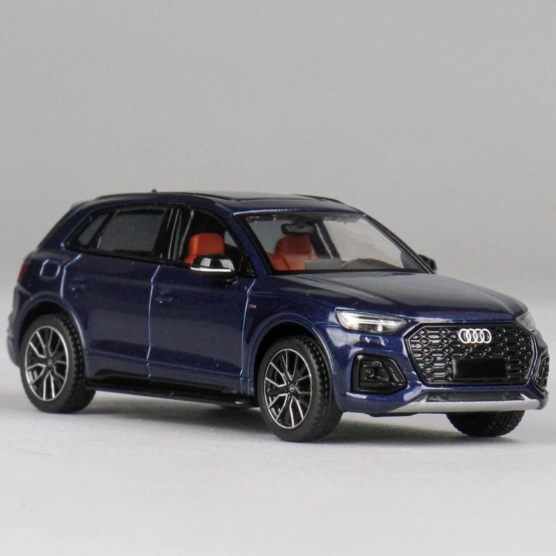 CZ JKM 1:64 Blue Q5L City SUV Sports Model Diecast Display Car