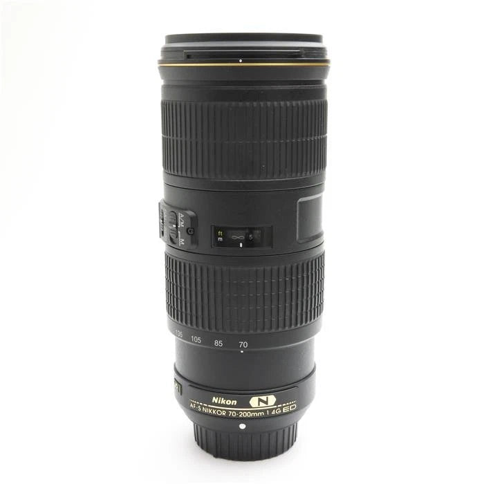 Nikon AF-S NIKKOR 70-200mm telephoto zoom lens, black barrel with focus ring