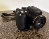 Fujifilm Finepix S7000 Digital Camera 6MP Super CCD Great Condition