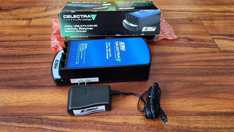 E-flite Celectra 1 EFLC1004 4-Port 1S 3.7V LiPo Charger w/ EFLC1005 AC Adapter Battery