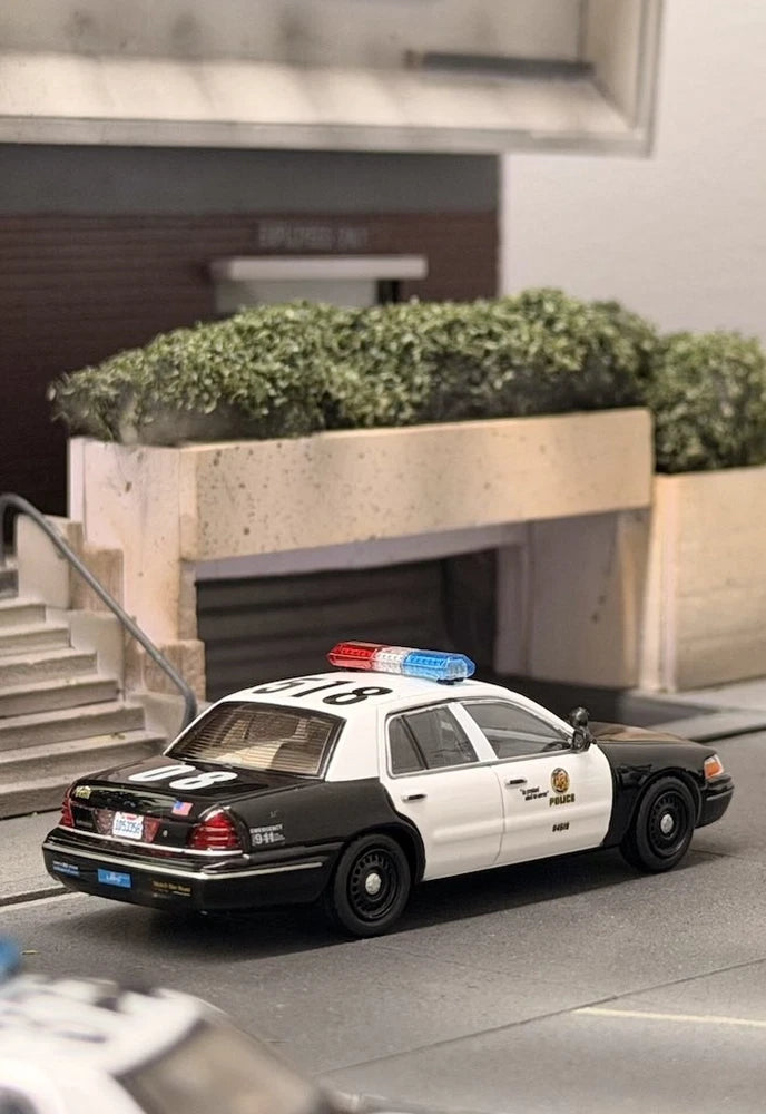 ED GOC 1:64 HEC LAPD Crown Victoria CV Police 518 Model Diecast Collect Car
