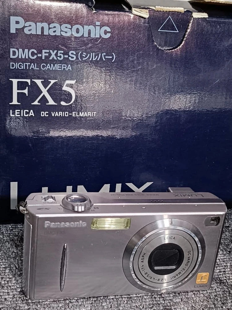 Panasonic LUMIX DMC-FX5-S Silver Compact Camera With Accessories From Japan