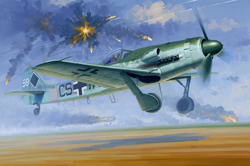 1/48 HobbyBoss Focke-Wulf Fw190D-12 plastic model kit, green fighter aircraft side view