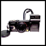Panasonic Lumix DMC-LX2 Digital Camera Charger 16GB SD Card Cable