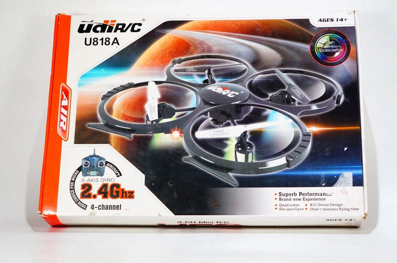 4-channel 2.4GHz hobby quadcopter drone retail box with illustrated drone