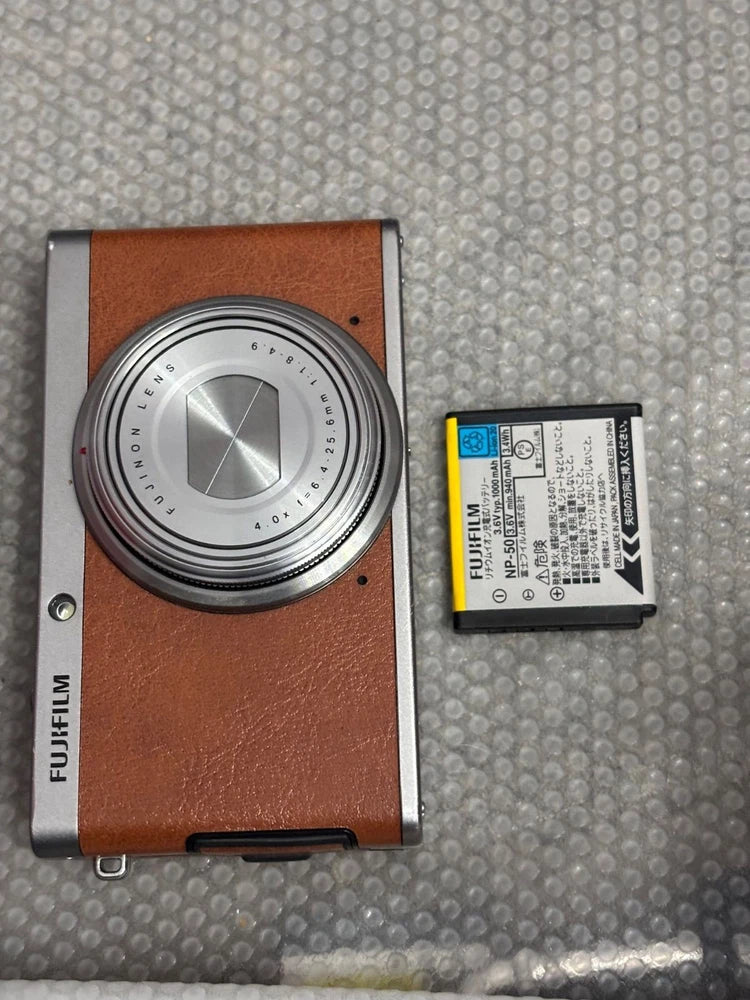 FUJIFILM XF1 Compact Digital Camera Tested Excellent Condition
