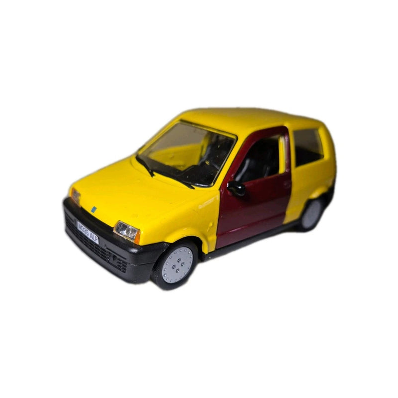 1/34 Scale Diecast Model Custom Car The Inbetweeners Yellow Fiat Cinquecento