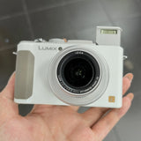 Panasonic LUMIX DMC-LX7 10.1MP 3.8x Zoom Digital Camera English -white