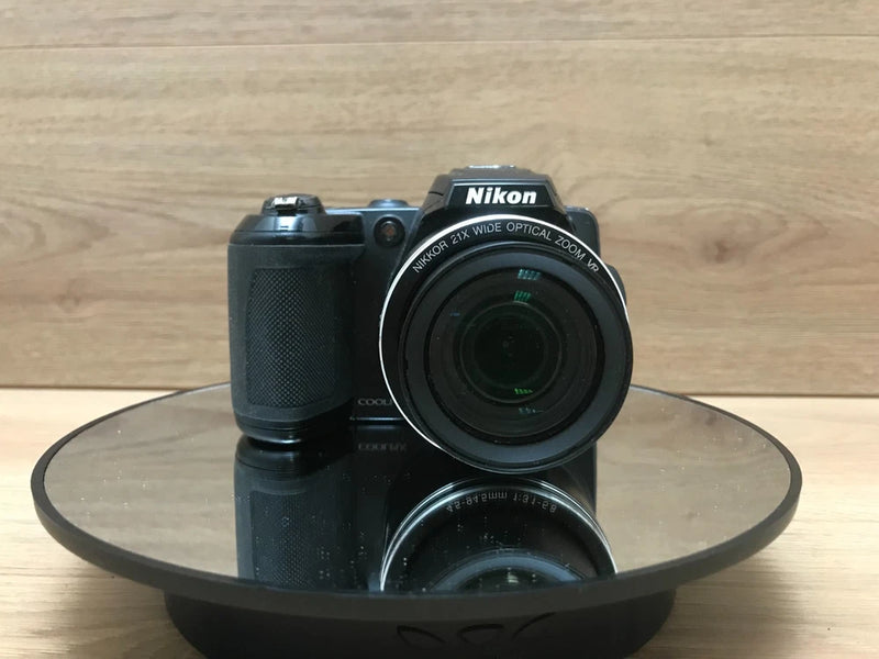 Nikon COOLPIX L120 14.1MP Digital Camera Read description.