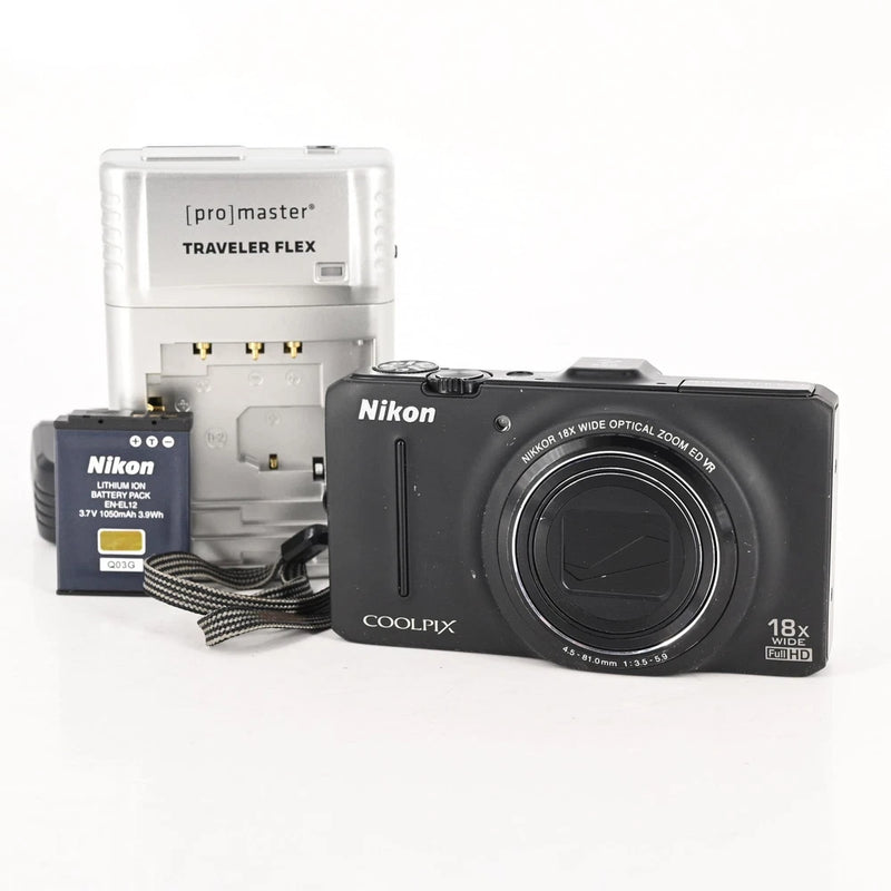 Nikon Coolpix S9300 16MP Digital Camera w/18x Zoom. *Read #793
