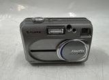 FujiFilm Digital Camera A205 Fine Pix 2.0 Mega Pixel Tested Working GC-6641