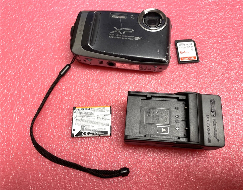 ORIGINAL FUJIFILM FINEPIX XP135 16.4MP Waterproof Shockproof /FUNCTIONAL /