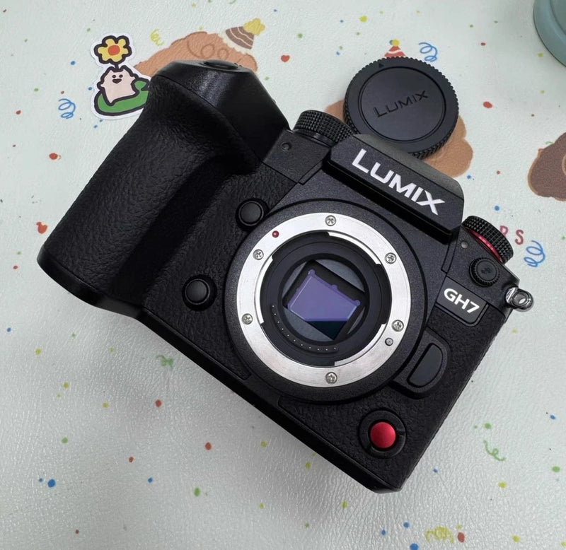 Panasonic LUMIX GH7 Digital Camera Body Black (Preowned)