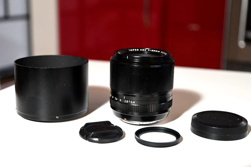 Fujifilm lens XF  60 mm F 2.4  R Macro, Excellent Condition, Box