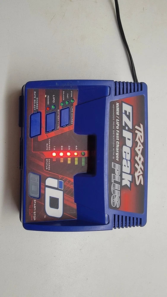 Traxxas Model 2970 MC-40 EZ-Peak Plus NiMH/LiPo Fast Battery Charger with Lipos Battery