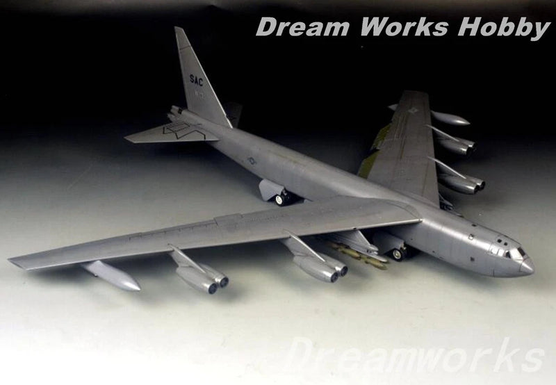 AwardWinner Built Tamiya 1/100 Boeing B-52D Stratofortress HeavyStrategic Bomber