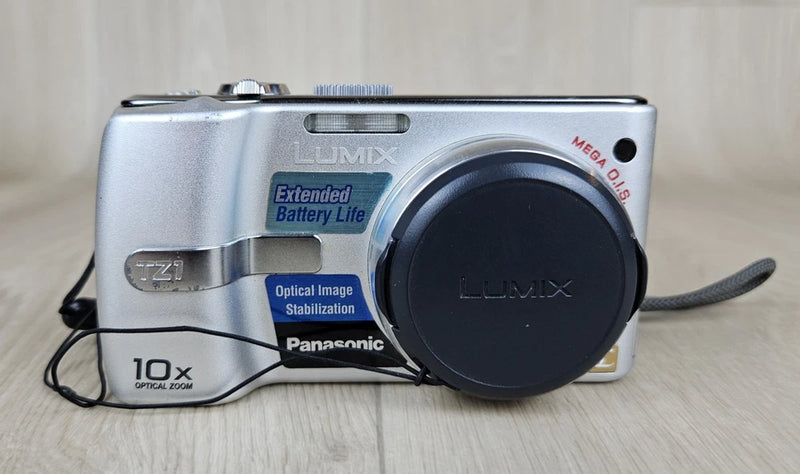 Panasonic Lumix DMC-TZ1 Digital Camera FOR REPAIR (Issue Reading Memory Card)