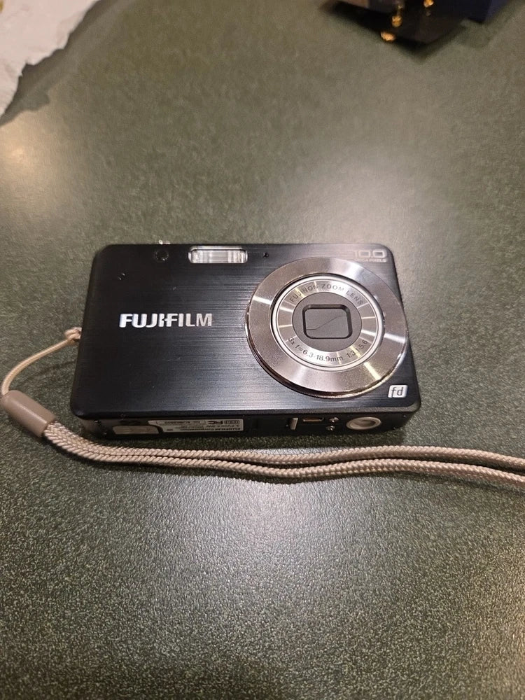 Fujifilm Wide Finepix J20 10.0 Mega Pixels Black Digital Camera Only