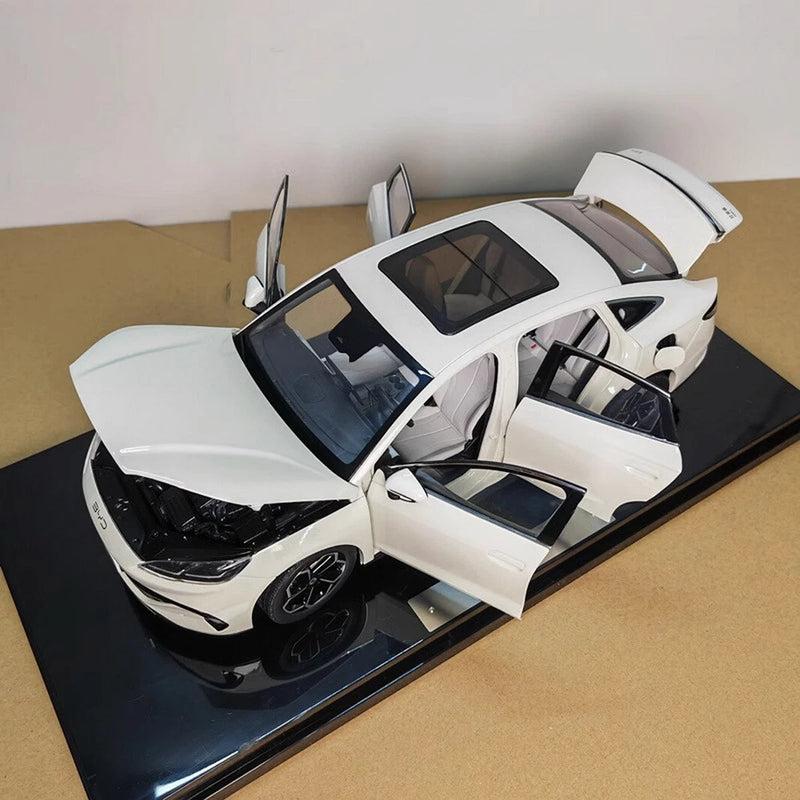 1/18 Scale BYD Seal 06 DM-i White Diecast Car Model Toy Collection Gift
