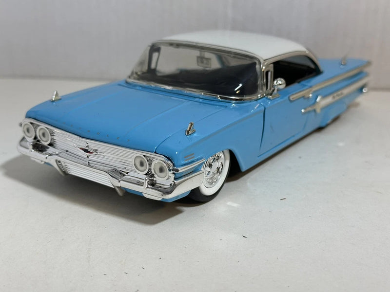 JADA SHOWROOM FLOOR 1960 CHEVY IMPALA BLUE 1:24 DIECAST MODEL CAR NEW NO BOX
