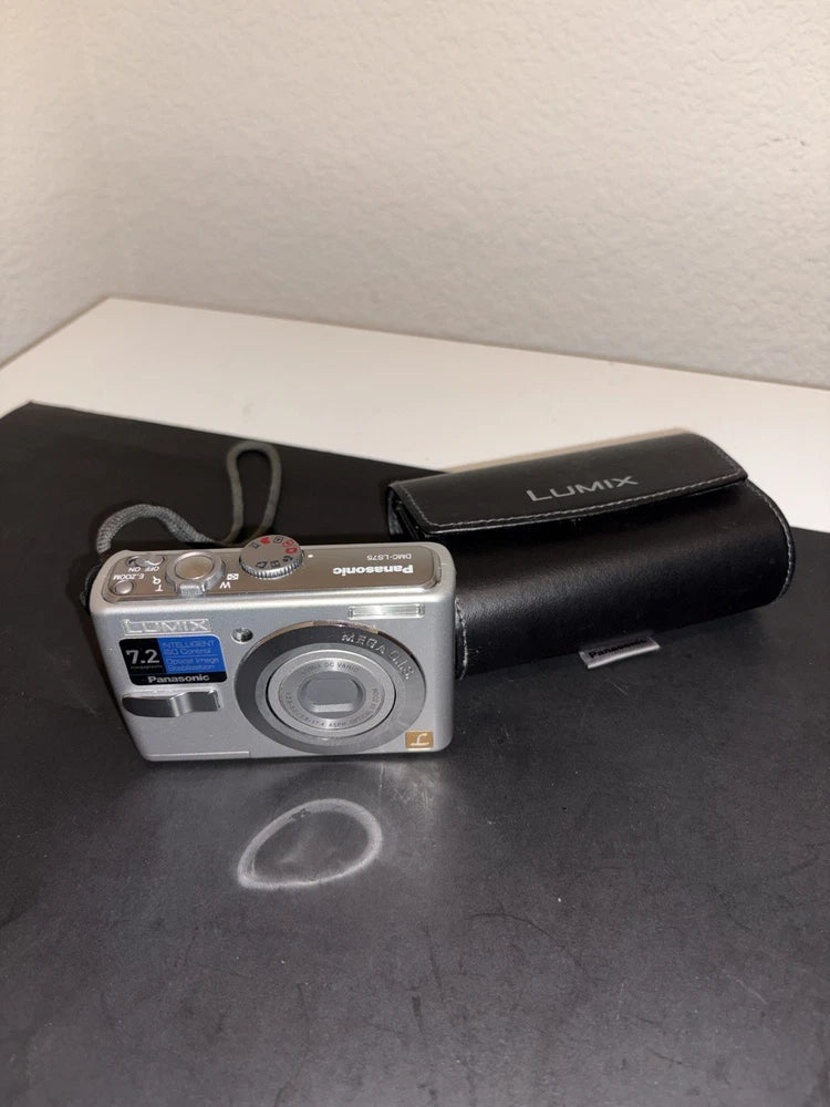 Panasonic Lumix DMC-LS75