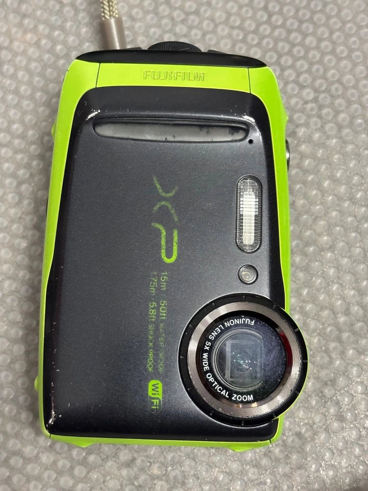 Fujifilm Finepix XP90 Digital Camera Tested Waterproof Compact Camera