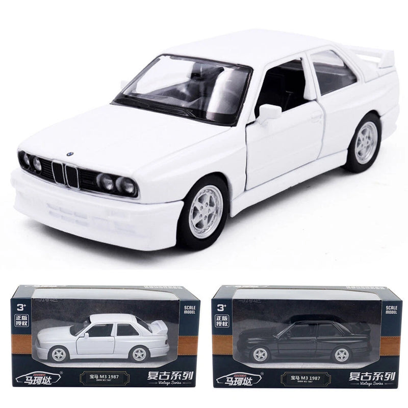 1/36 M3 Model Car Diecast Toy Cars Doors Open Pull Back Toys for Boys Kids Gifts