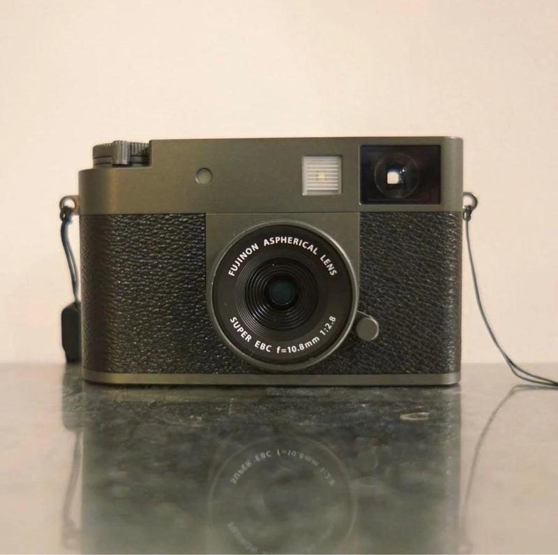 Fujifilm FUJIFILM X-HF1 Charcoal Silver Compact Digital Camera Tested Japan