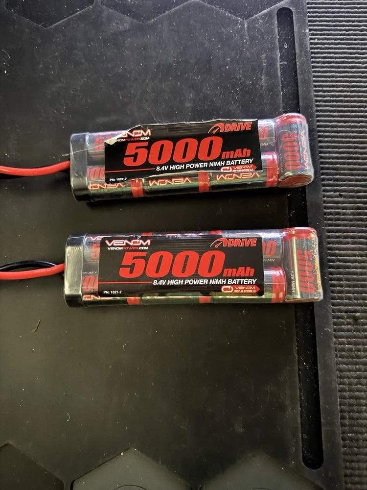 Venom NiMH Battery : Traxxas Summit 1:10 8.4V 5000mAh 7 Cell Battery