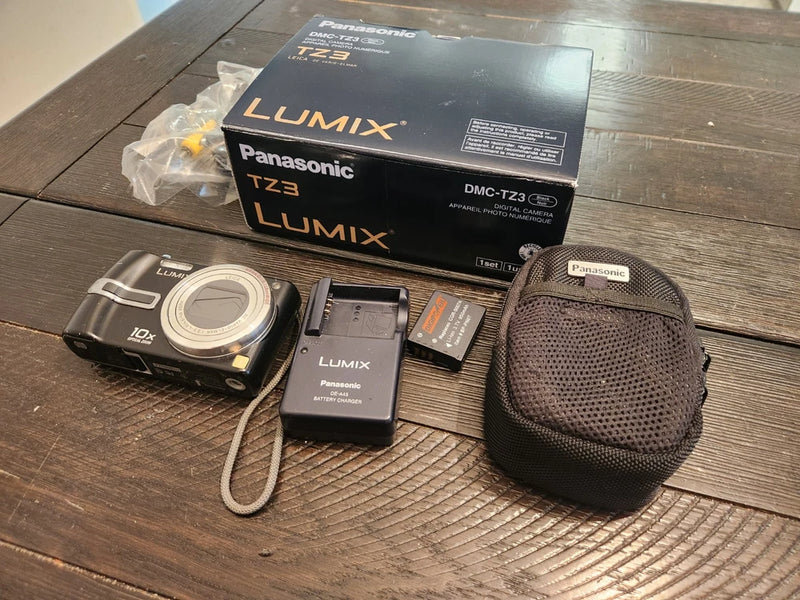 Panasonic Black LUMIX DMC-TZ3 7.2MP Digital Camera in Original Box & Accessories