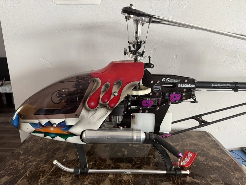 FUTABA Advanced  Helicopter CGY750 3 AxisGiro with Controller 9C Super