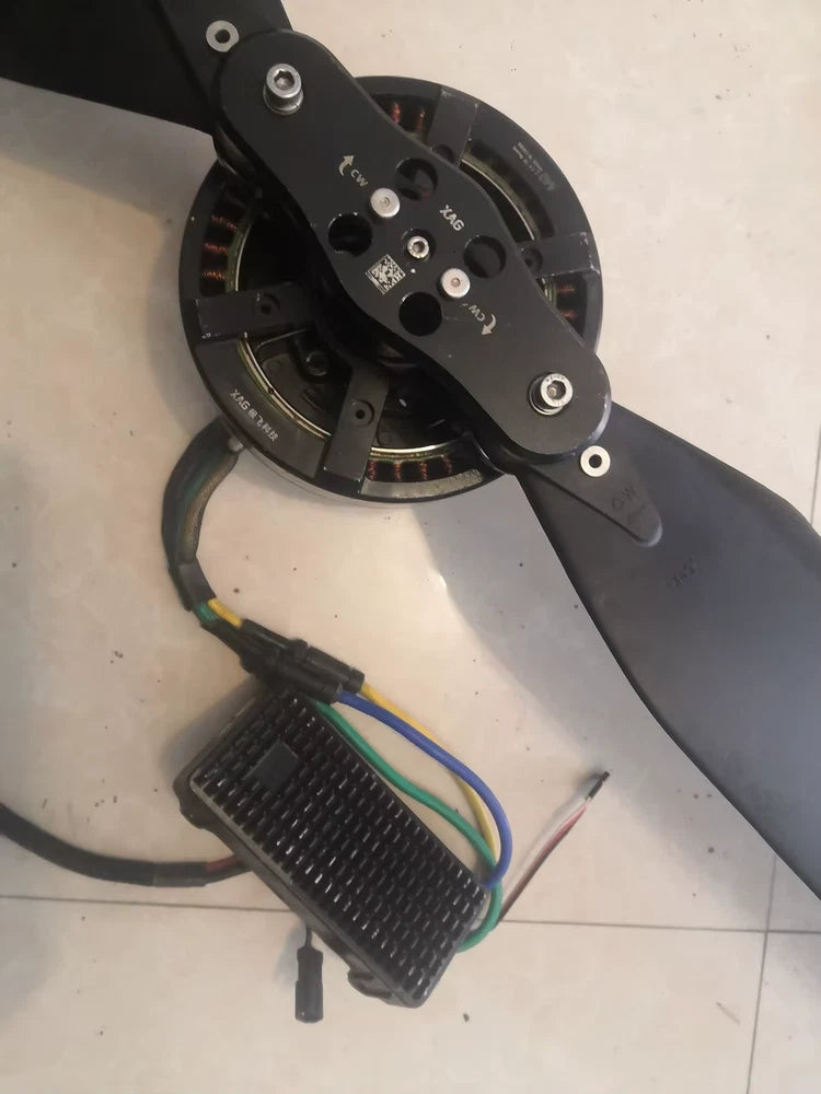 Brushless drone motor assembly with black housing and wiring harness