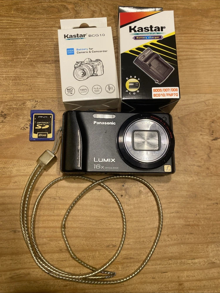 Panasonic Lumix DMC-ZS9, includes battery, charger, memory card READ