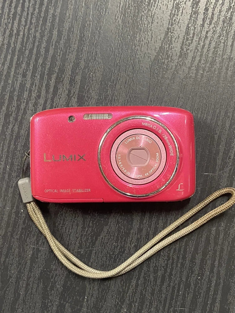Panasonic LUMIX DMC-S2 Pink Digital Camera. 4X Zoom Optical Image Stabilizer