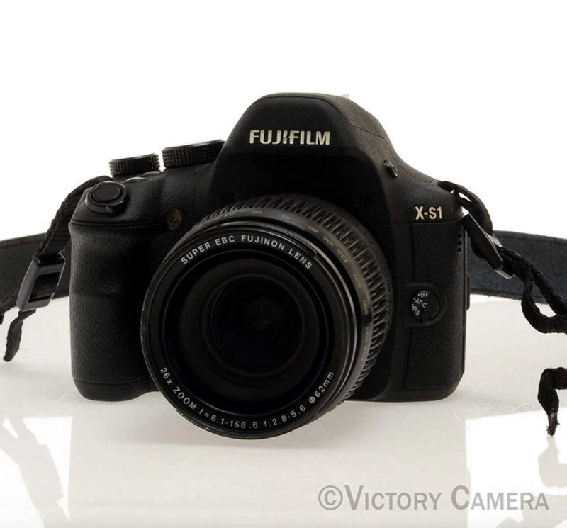 Fujifilm FinePix X-S1 12.0 Digital Camera w/ 6.1-158.6mm Zoom Lens [EXC]