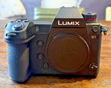 Panasonic Lumix S1 with 24-105 f4 MINT-Barely Used Indoor only