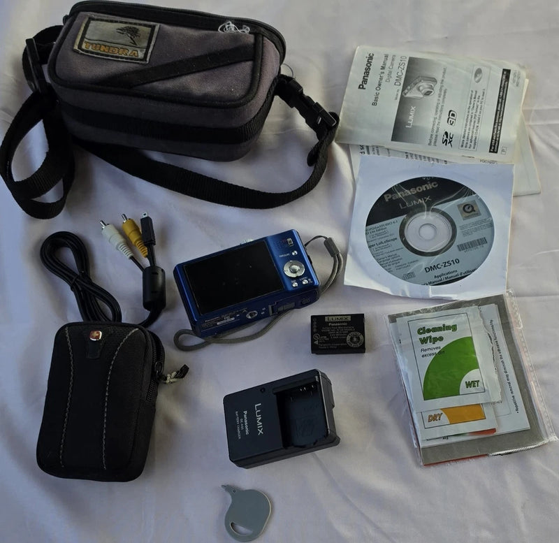 Panasonic LUMIX DMC-ZS10 Blue 14.1MP 16x GPS Bundle Battery Charger Cases