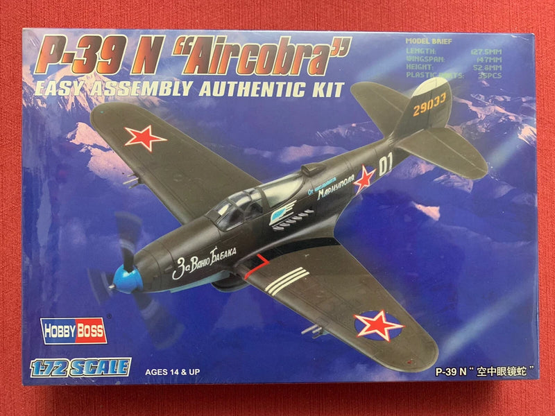 P-39 N Airacobra 1:72 plastic model aircraft kit box with Easy Assembly artwork