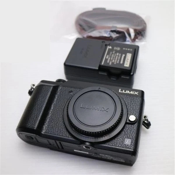 Excellent condition Panasonic DMC-GX7MK2 body, black. Mirrorless camera body.