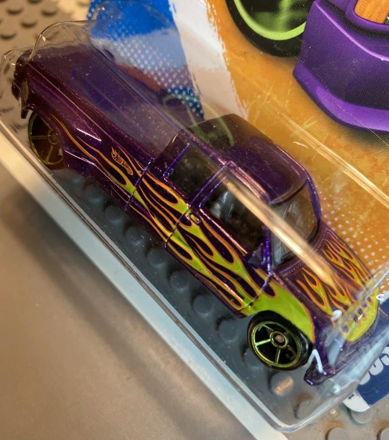 Hot Wheels 2/10 Heat Fleet Customized Chevy C3500 Purple  Exc Card In Pro Pack