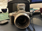 Panasonic Lumix DMC-FZ10 Digital Camera w/ Batterry & Chargar