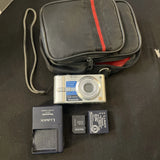 Panasonic Digital Camera Lumix DMC-FX12 7.2MP Silver Complete Kit Mint 9+++++