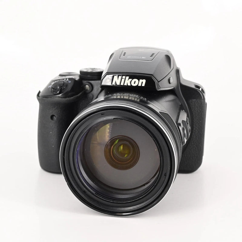 Nikon Coolpix P900 16MP Digital Camera w/83x Zoom *Inoperable #274