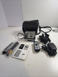 HP Photosmart 935 digital camera with case, battery, cables, and remote control included