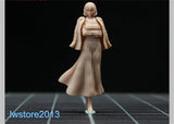 1/43 Naked Girl Coat Scene Props Miniatures Figures Model For Cars Vehicles Toys