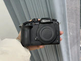 Panasonic LUMIX DC-GH5 20.3MP 4K Mirrorless Digital Camera (Body Only)