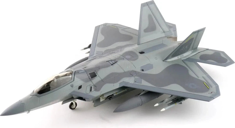 USAF Lockheed-Martin F-22 Raptor Air Dominance Fighter in 1:72 scale