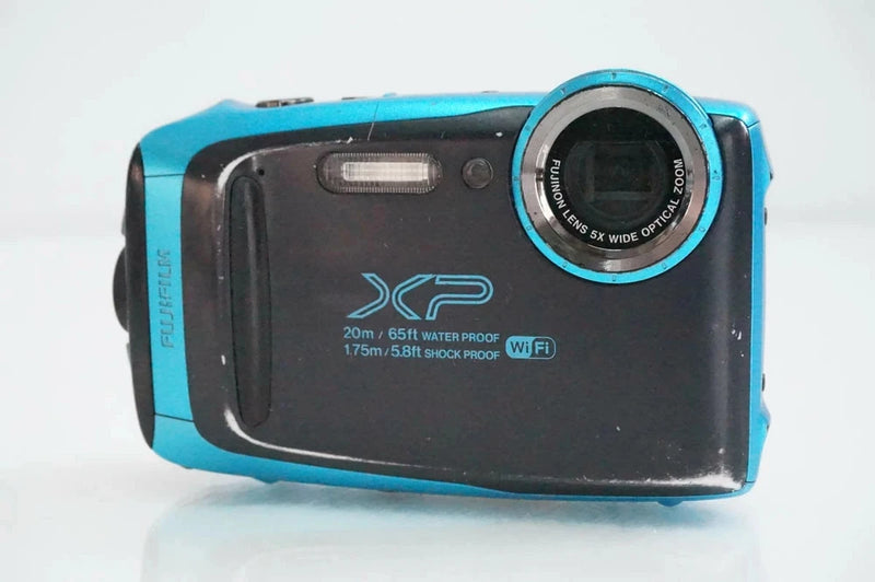 Fujifilm XP130 Waterproof Shockproof 16MP Digital Camera from Japan