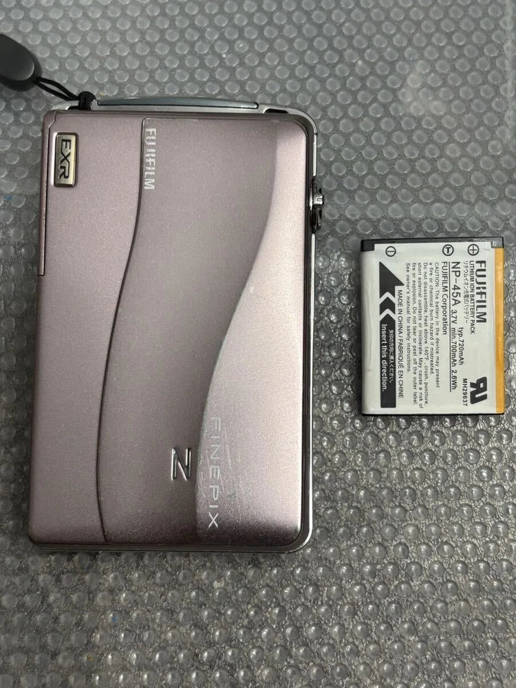 Fujifilm Finepix Z700EXR Digital Camera 12.0MP 5x Zoom Pink w/ Battery Used #752