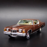 1971 71 PONTIAC GRAND PRIX RARE 1:64 SCALE COLLECTIBLE DIORAMA DIECAST MODEL CAR